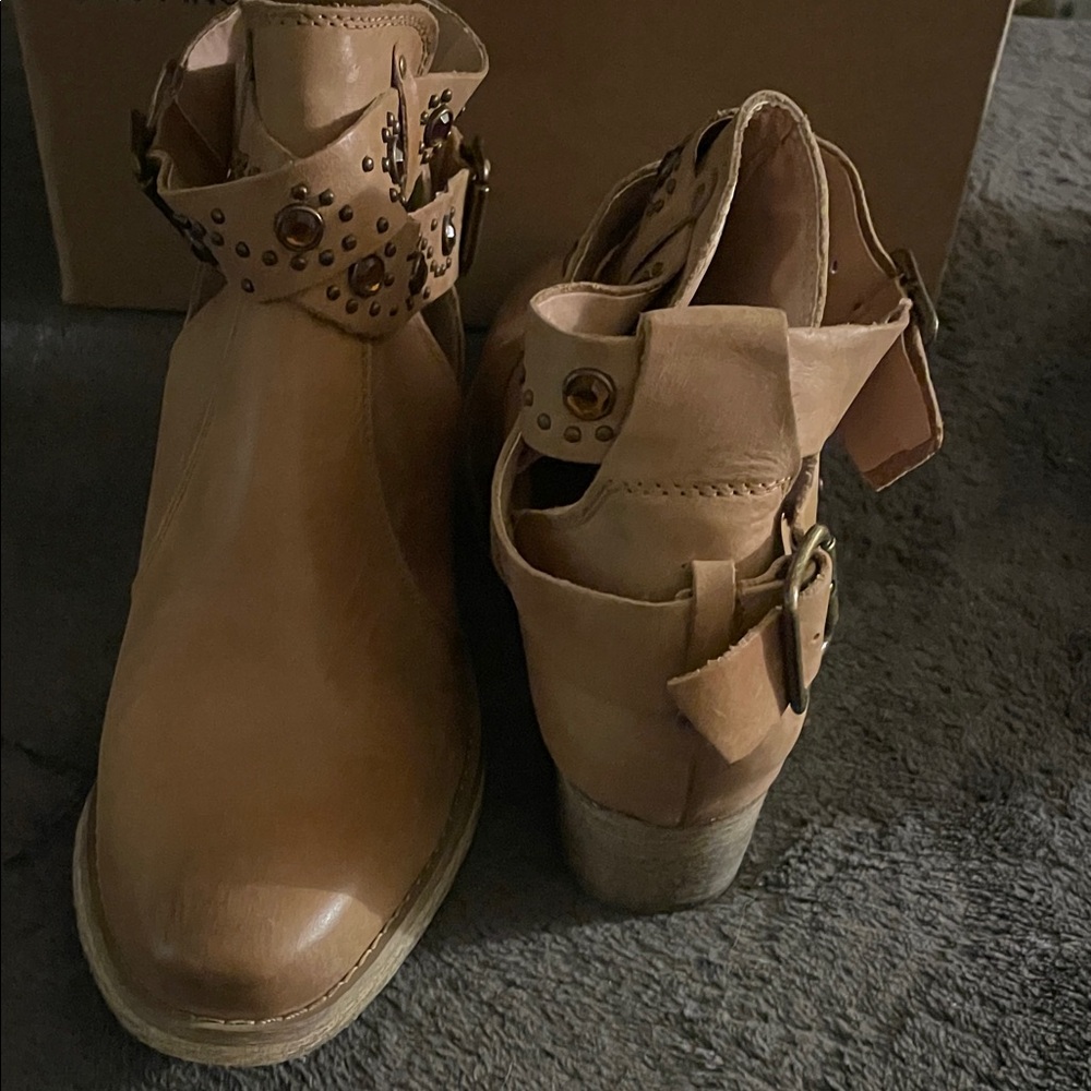 Betsey Johnson Tan Studded Ankle Booties